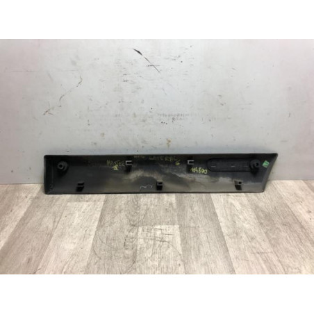 Baguette de porte avant gauche RENAULT MASTER d’occasion