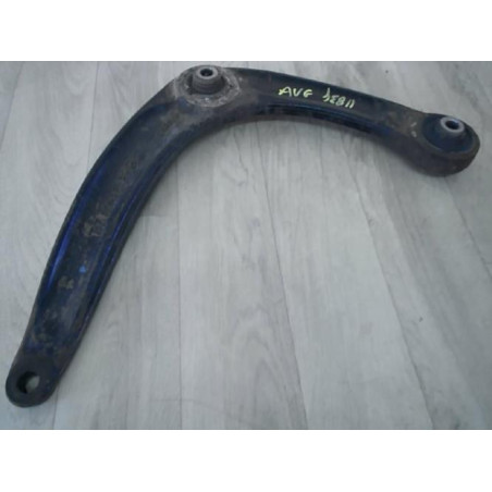 Triangle inferieur avant gauche PEUGEOT 308 1 PHASE 1 d’occasion