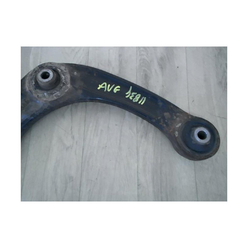 Triangle inferieur avant gauche PEUGEOT 308 1 PHASE 1 d’occasion