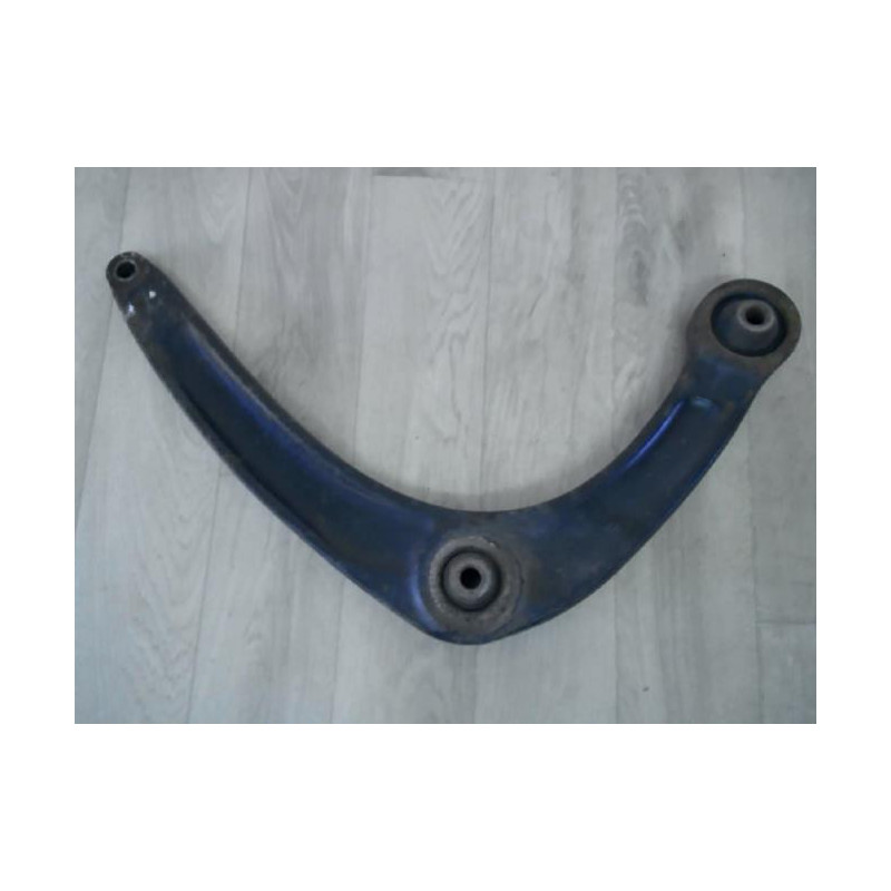 Triangle inferieur avant gauche PEUGEOT 308 1 PHASE 1 d’occasion