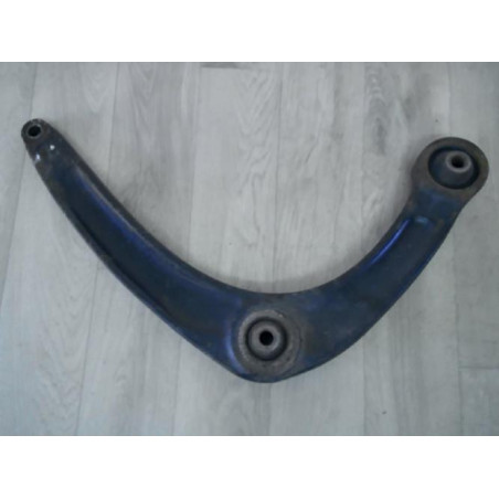 Triangle inferieur avant gauche PEUGEOT 308 1 PHASE 1 d’occasion