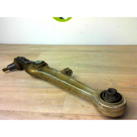 Bras de suspension superieur avant droit AUDI A4 1 PHASE 1 d’occasion