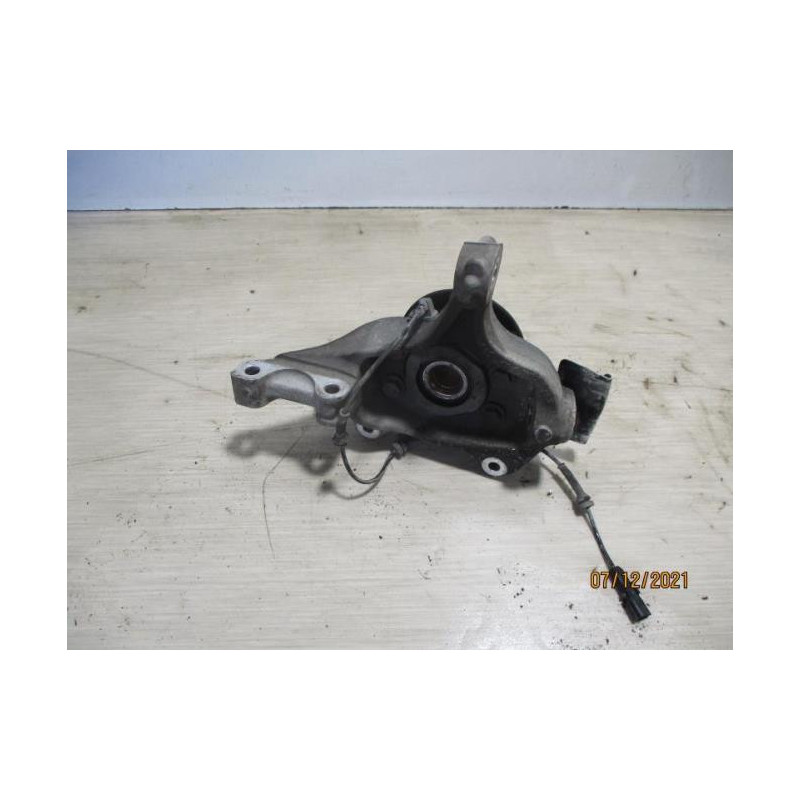 Moyeu avant droit RENAULT LAGUNA 3 PHASE 1 d’occasion
