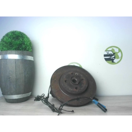 Moyeu avant droit MINI MINI 1 R50/R53 PHASE 1 d’occasion