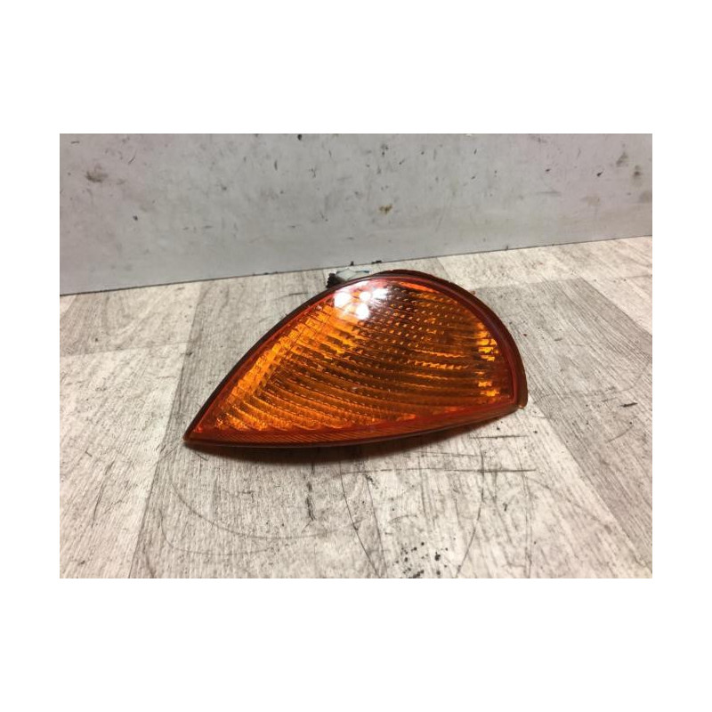 Optique avant secondaire droit (feux)(clignotant) FIAT SEICENTO d’occasion