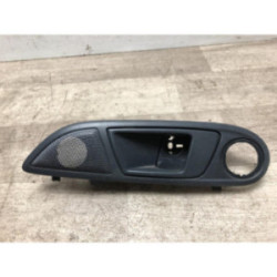 Poignee interieur avant gauche FORD FIESTA 6 PHASE 1 d’occasion