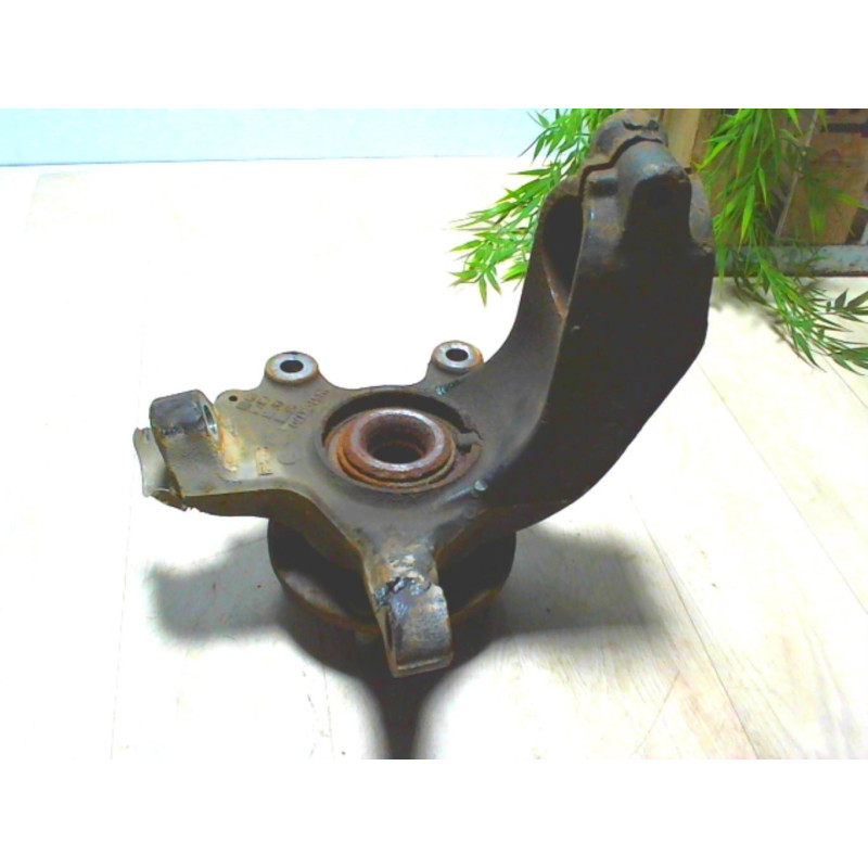 Moyeu avant gauche FORD C-MAX 1 PHASE 1 d’occasion