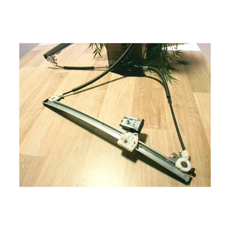 Mecanisme de leve vitre electrique avant gauche SEAT LEON 1 d’occasion