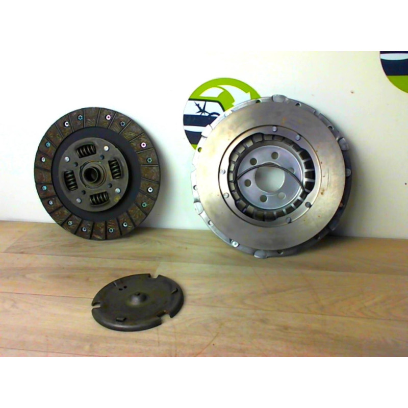 Embrayage VOLKSWAGEN GOLF 3 d’occasion