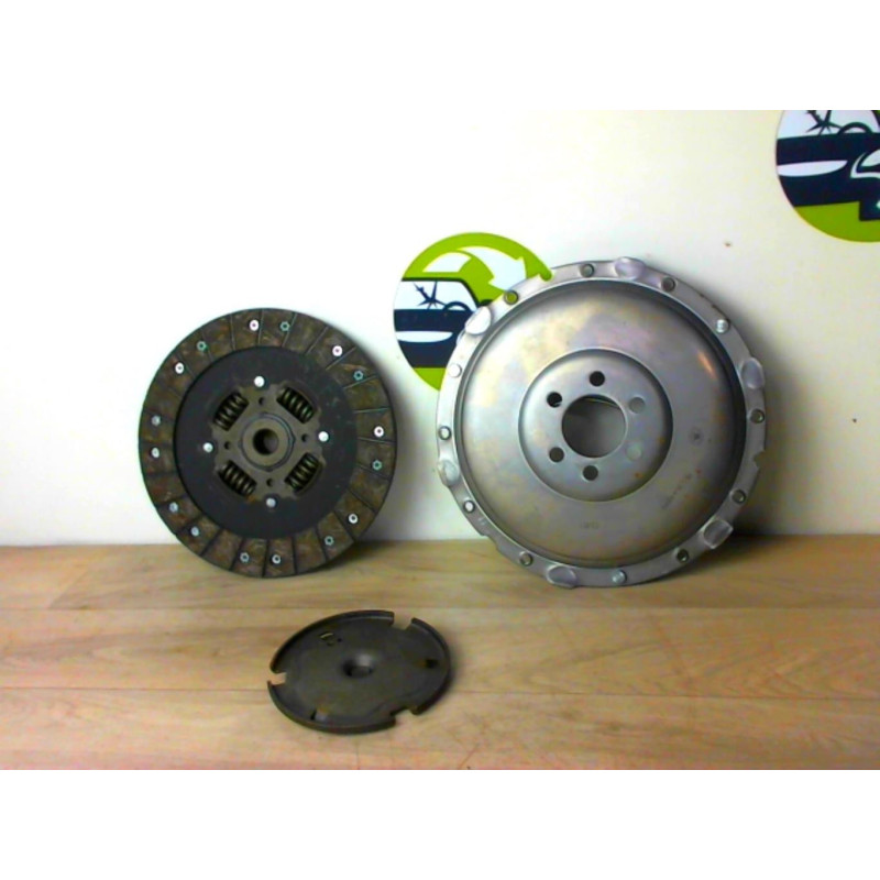 Embrayage VOLKSWAGEN GOLF 3 d’occasion
