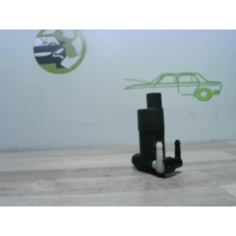 Pompe lave glace arriere FORD  d’occasion