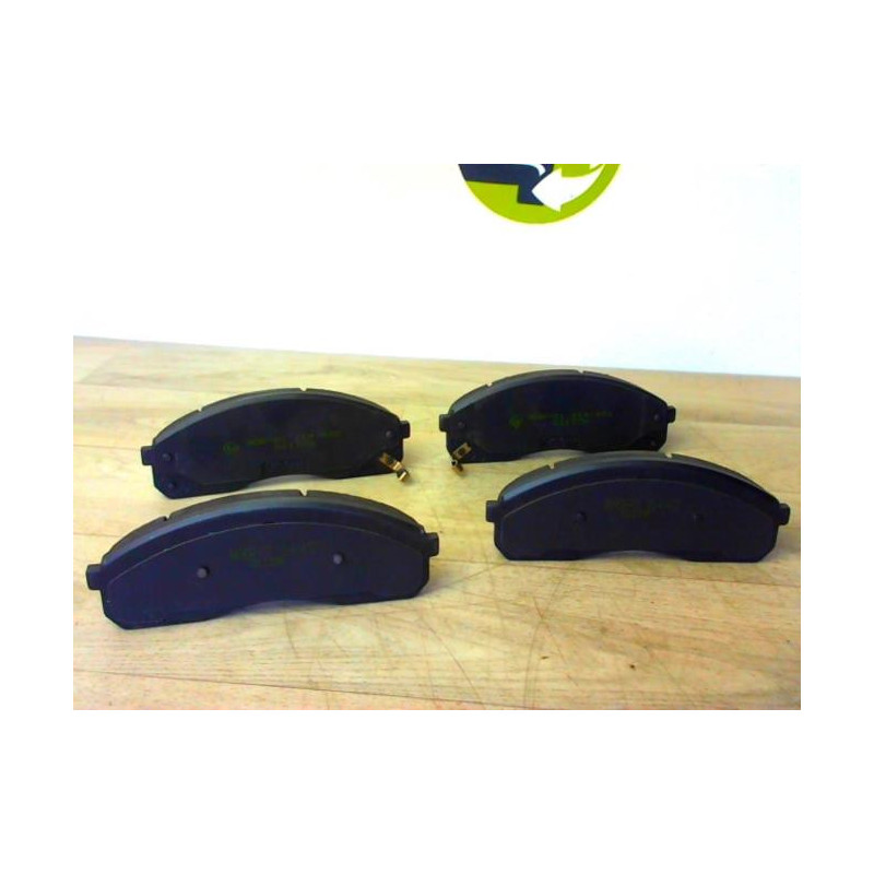 Plaquettes de frein avant KIA CARNIVAL 1 d’occasion