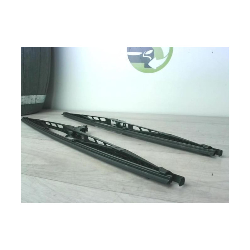 Balais essuie glace avant FORD FIESTA 2 d’occasion