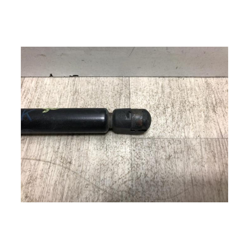 Verin de coffre gauche BMW SERIE 3 E36 CABRIO d’occasion