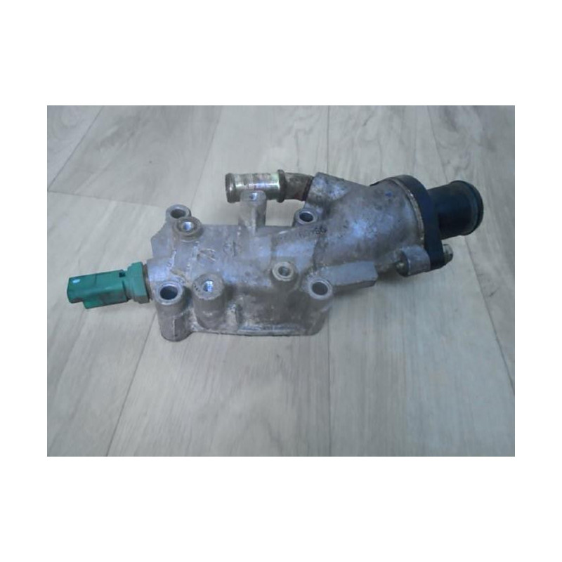 Boitier eau PEUGEOT 307 PHASE 1 d’occasion