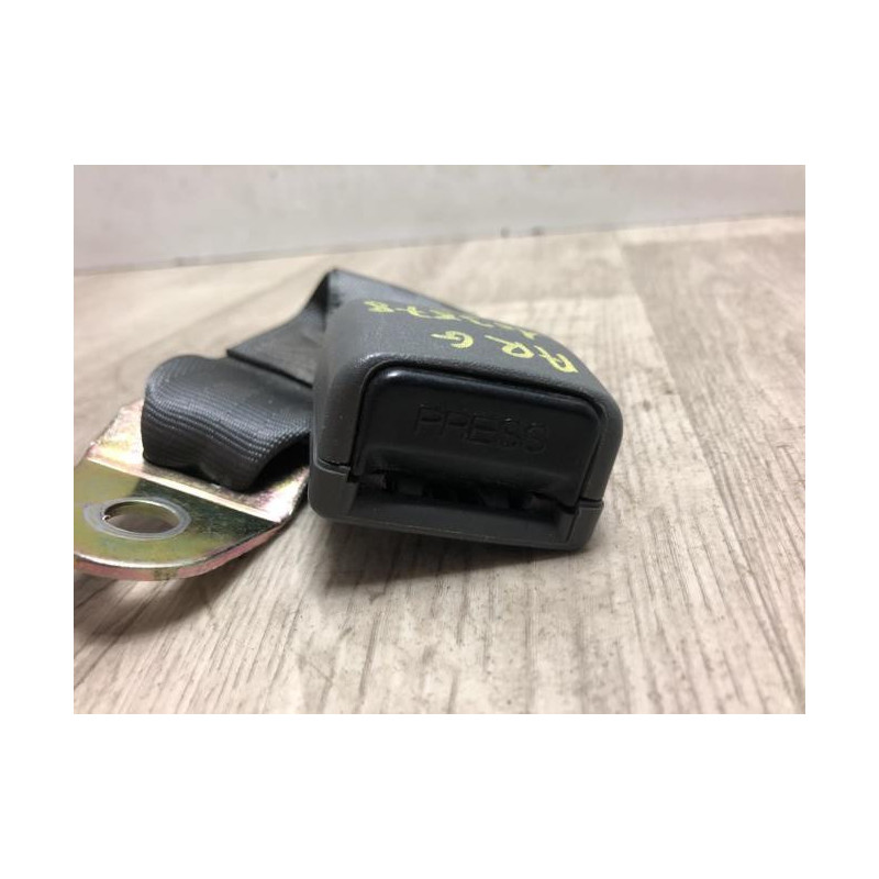 Attache ceinture arriere gauche HYUNDAI SANTA FE 1 d’occasion