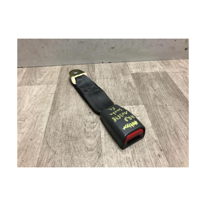 Attache ceinture arriere droit HYUNDAI SANTA FE 1 d’occasion
