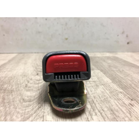 Attache ceinture arriere droit HYUNDAI SANTA FE 1 d’occasion
