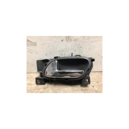 Poignee interieur arriere droit PEUGEOT 407 PHASE 1 d’occasion