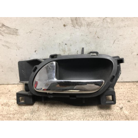 Poignee interieur arriere droit PEUGEOT 407 PHASE 1 d’occasion