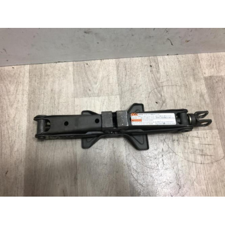 Cric SUZUKI SWIFT 3 d’occasion