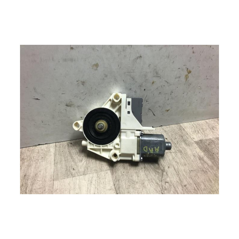 Moteur leve vitre arriere droit PEUGEOT 407 PHASE 1 d’occasion
