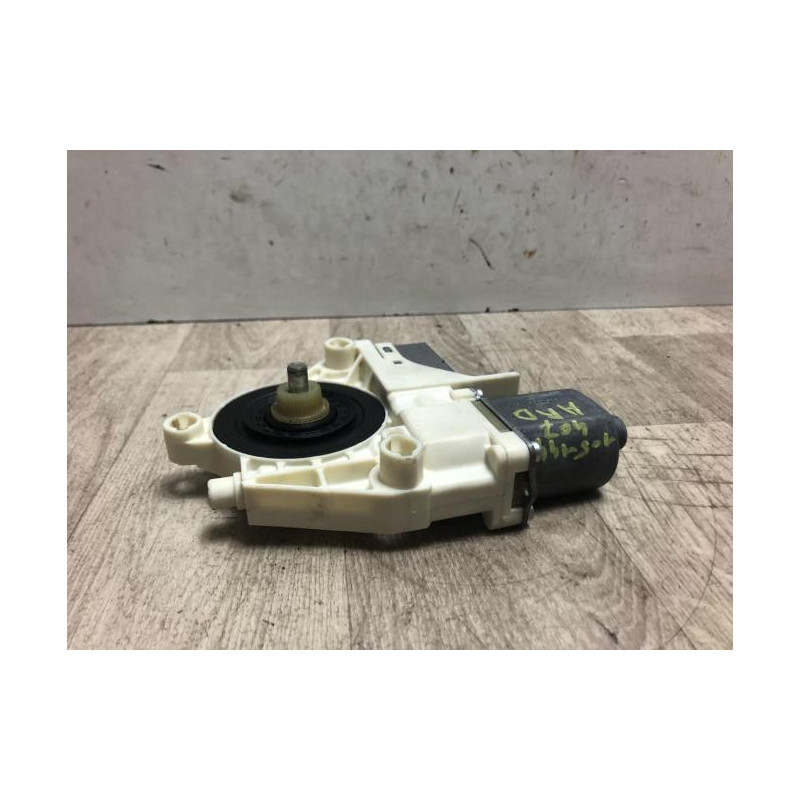 Moteur leve vitre arriere droit PEUGEOT 407 PHASE 1 d’occasion