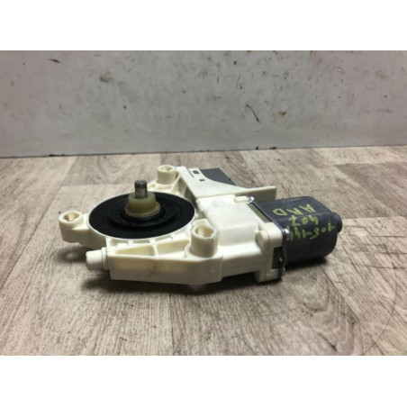 Moteur leve vitre arriere droit PEUGEOT 407 PHASE 1 d’occasion