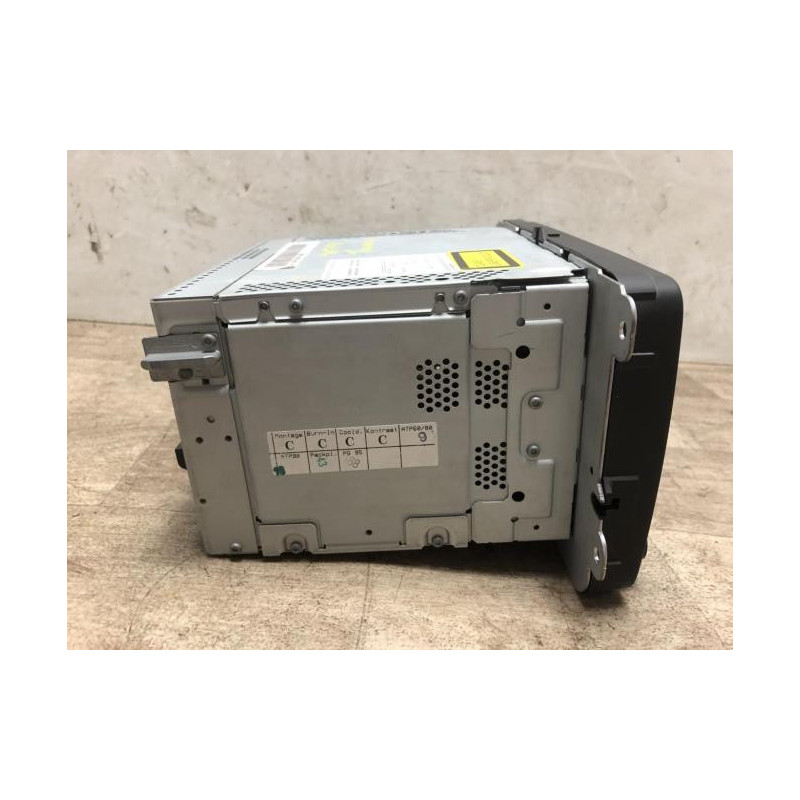 Autoradio d'origine VOLKSWAGEN TOURAN 1 PHASE 1 d’occasion