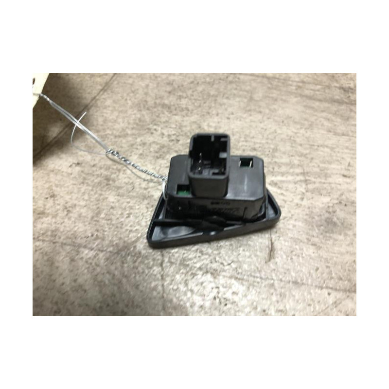 Interrupteur de leve vitre avant gauche FORD KA 2 PHASE 2 d’occasion