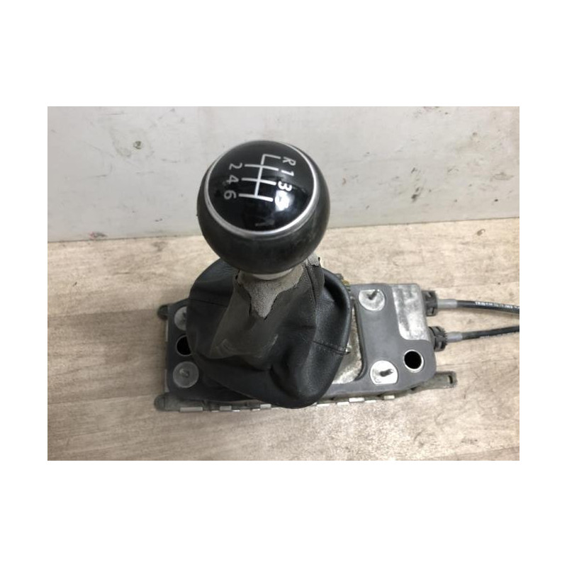Levier de vitesses VOLKSWAGEN TOURAN 1 PHASE 1 d’occasion