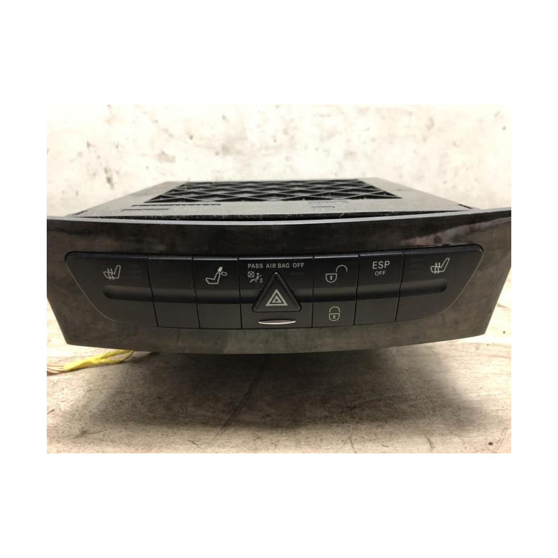 Autoradio d'origine MERCEDES CLASSE E 211 PHASE 1 d’occasion