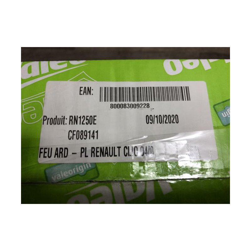 Feu arriere principal droit (feux) RENAULT CLIO 2 PHASE 2 d’occasion