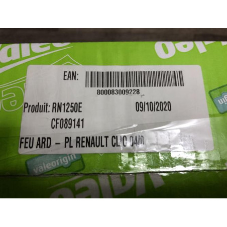 Feu arriere principal droit (feux) RENAULT CLIO 2 PHASE 2 d’occasion
