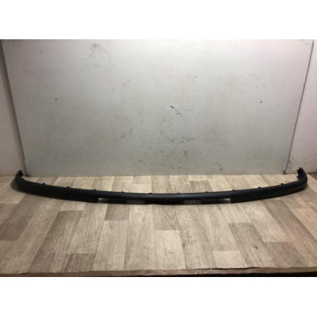 Moulure de pare choc avant VOLKSWAGEN POLO 4 PHASE 1 d’occasion