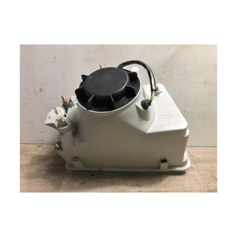 Optique avant principal gauche (feux)(phare) IVECO  d’occasion