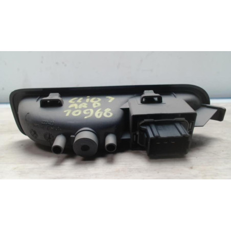 Interrupteur de leve vitre arriere droit RENAULT CLIO 3 PHASE 1 d’occasion
