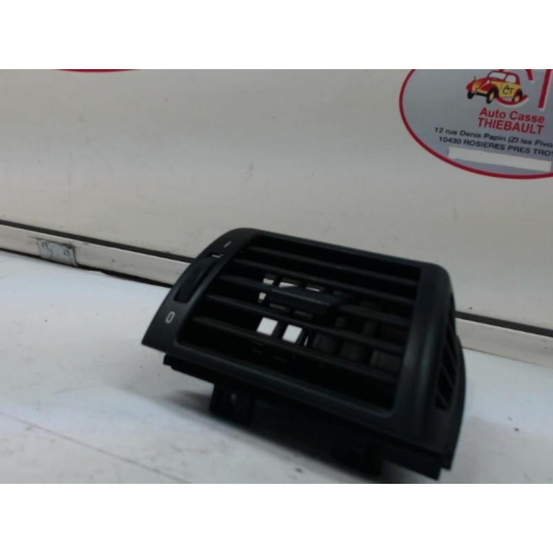 Aerateur tableau de bord avant droit BMW SERIE 3 330 TOU d’occasion