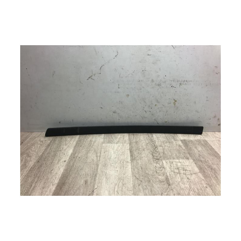Baguette de porte arriere gauche  FORD C-MAX 1 PHASE 2 d’occasion