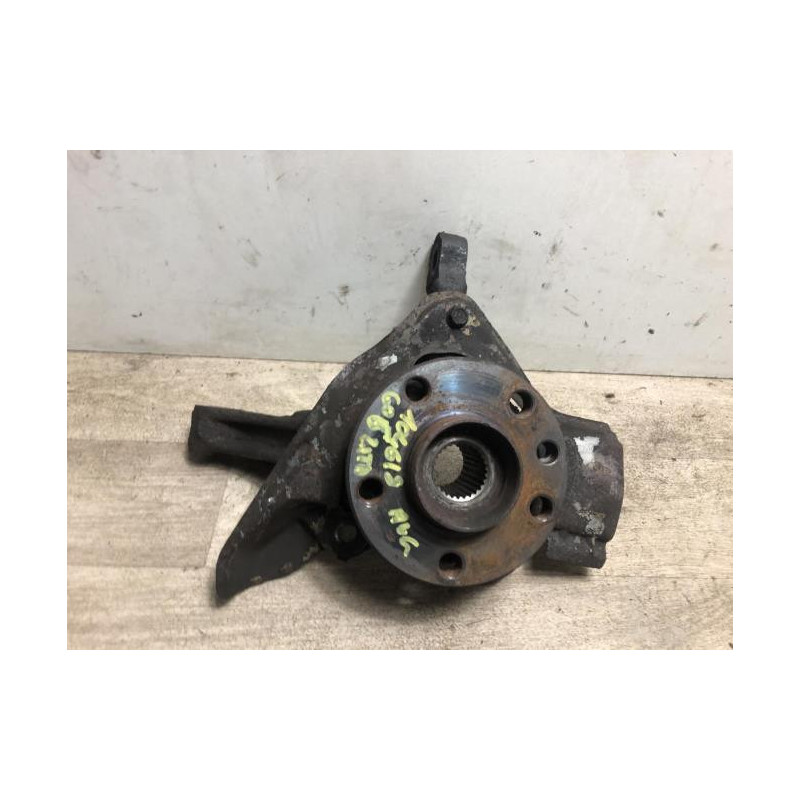 Fusee avant gauche PEUGEOT  d’occasion