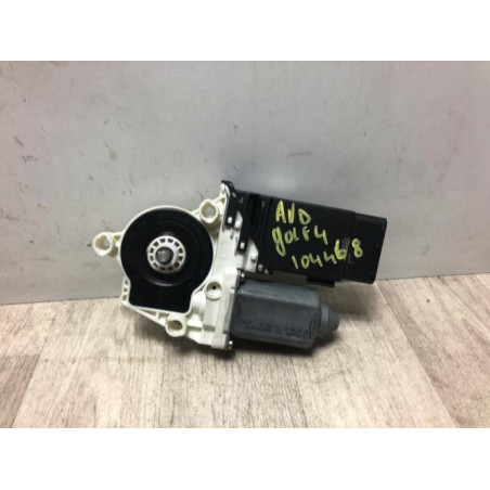 Moteur leve vitre avant droit VOLKSWAGEN GOLF 4 d’occasion