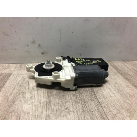 Moteur leve vitre avant droit VOLKSWAGEN GOLF 4 d’occasion