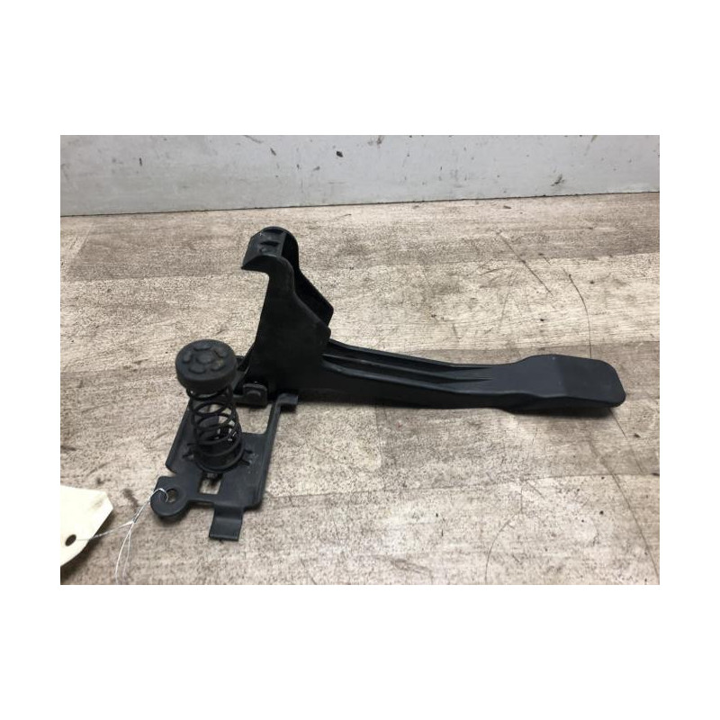 Poignee d'ouverture de capot RENAULT MEGANE 3 PHASE 1 d’occasion