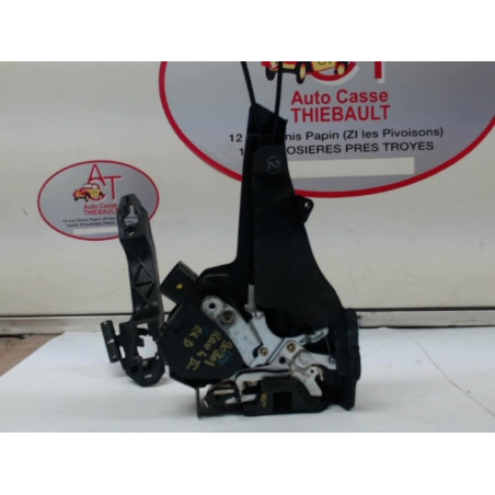 Serrure arriere droit TOYOTA RAV 4 II PHASE 1 d’occasion
