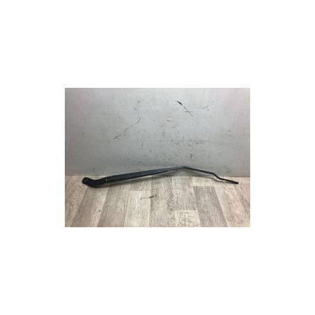 Bras essuie glace avant droit RENAULT MEGANE 4 PHASE 1 d’occasion