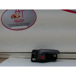 Poignee interieur avant droit TOYOTA RAV 4 II PHASE 1 d’occasion