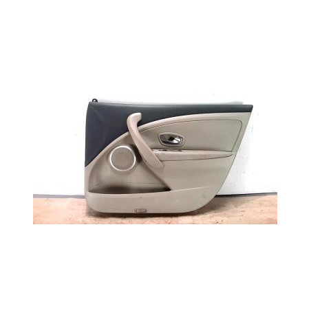 Panneau de porte avant droit RENAULT MEGANE 3 PHASE 1 d’occasion