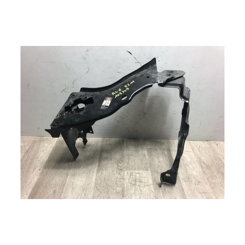 Support de phare gauche (tôle) MERCEDES CLASSE E 211 PHASE 1 d’occasion