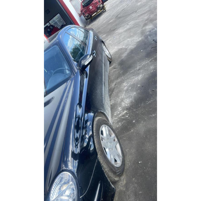 Support de phare gauche (tôle) MERCEDES CLASSE E 211 PHASE 1 d’occasion