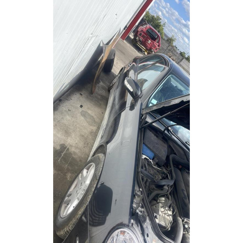Support de phare gauche (tôle) MERCEDES CLASSE E 211 PHASE 1 d’occasion